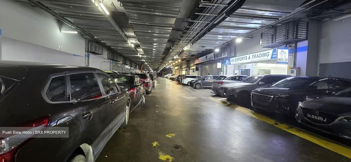 Carros Centre (D25), Factory #577067651